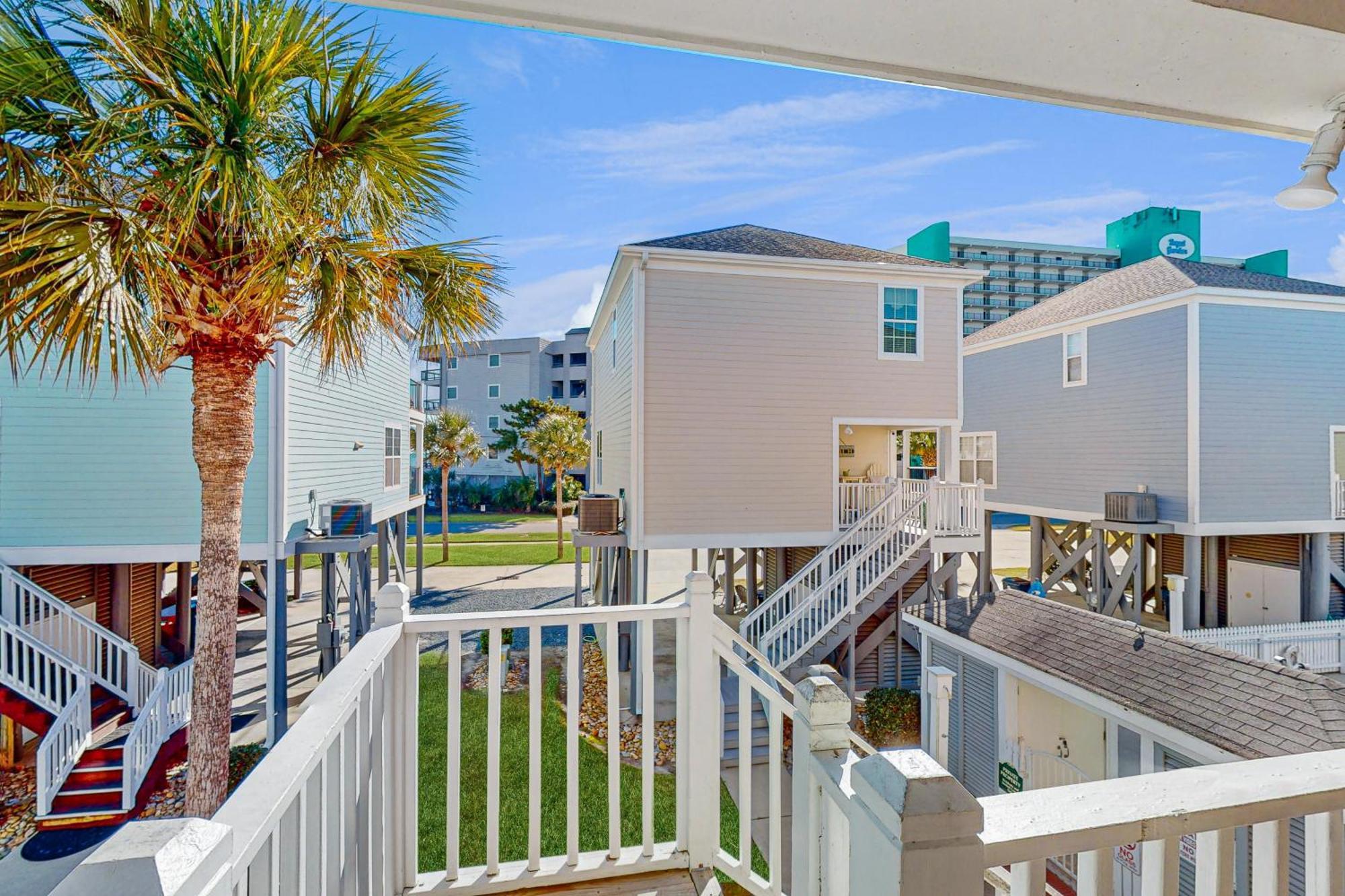 The Coral Stilt Myrtle Beach Exterior foto